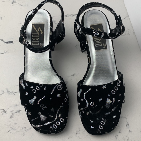 Vintage Y2K Studio HD2 2000’s Black & Silver Glitter Block Heels - Size 8 - Picture 5 of 9